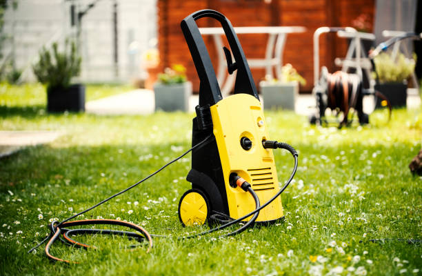 Best Pool Deck Cleaning in Victorville, CA